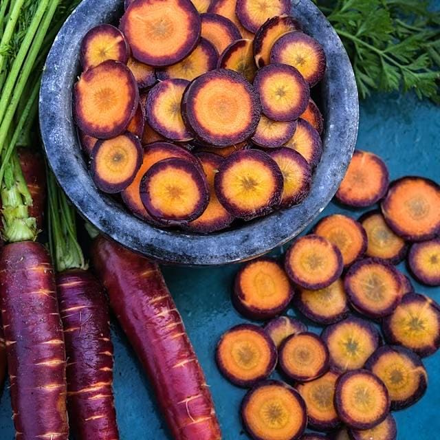 Rare Purple and Orange Carrot Seeds, Lila Lu Sang